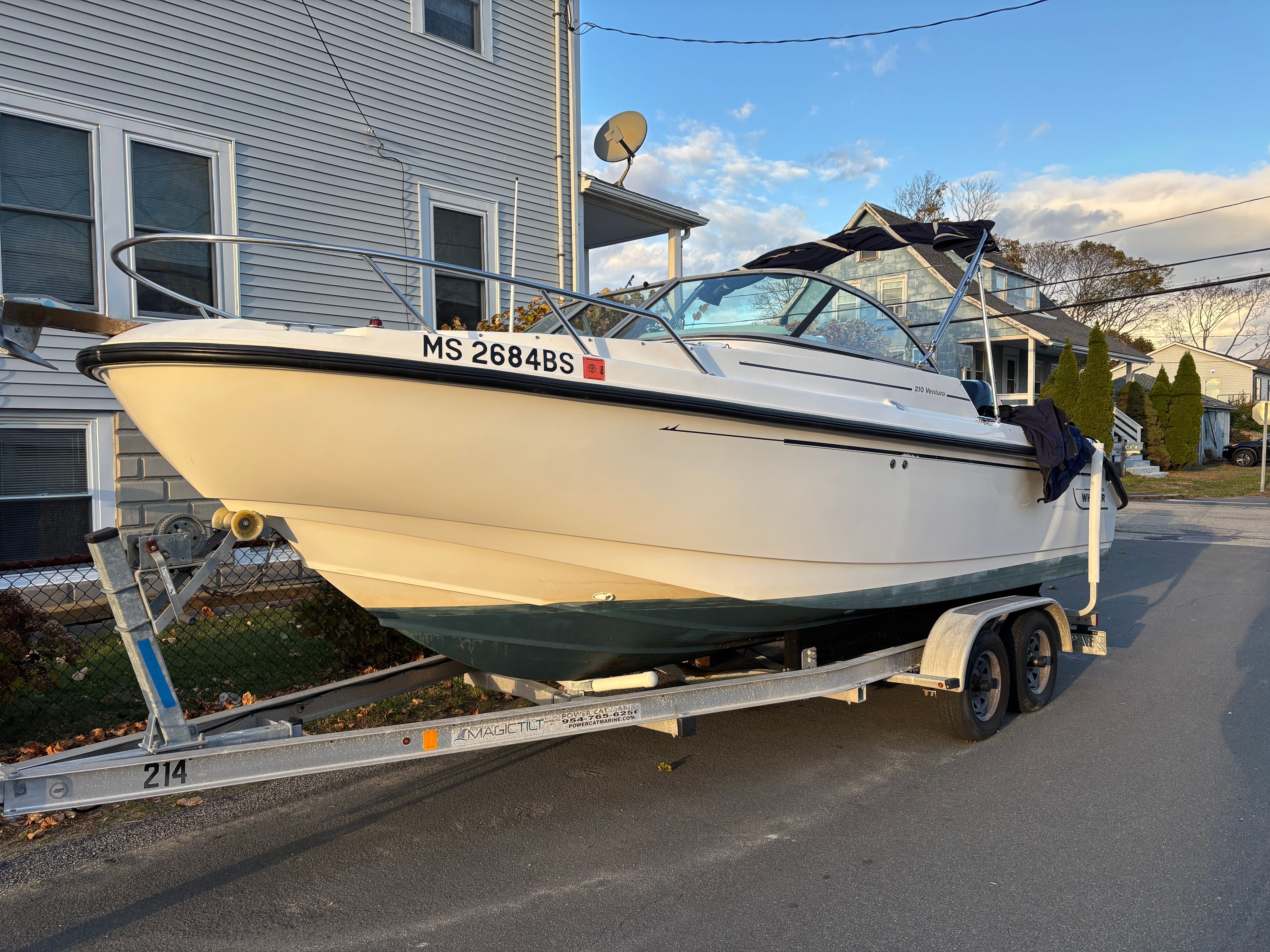 2005 Boston Whaler 210 Ventura - 23