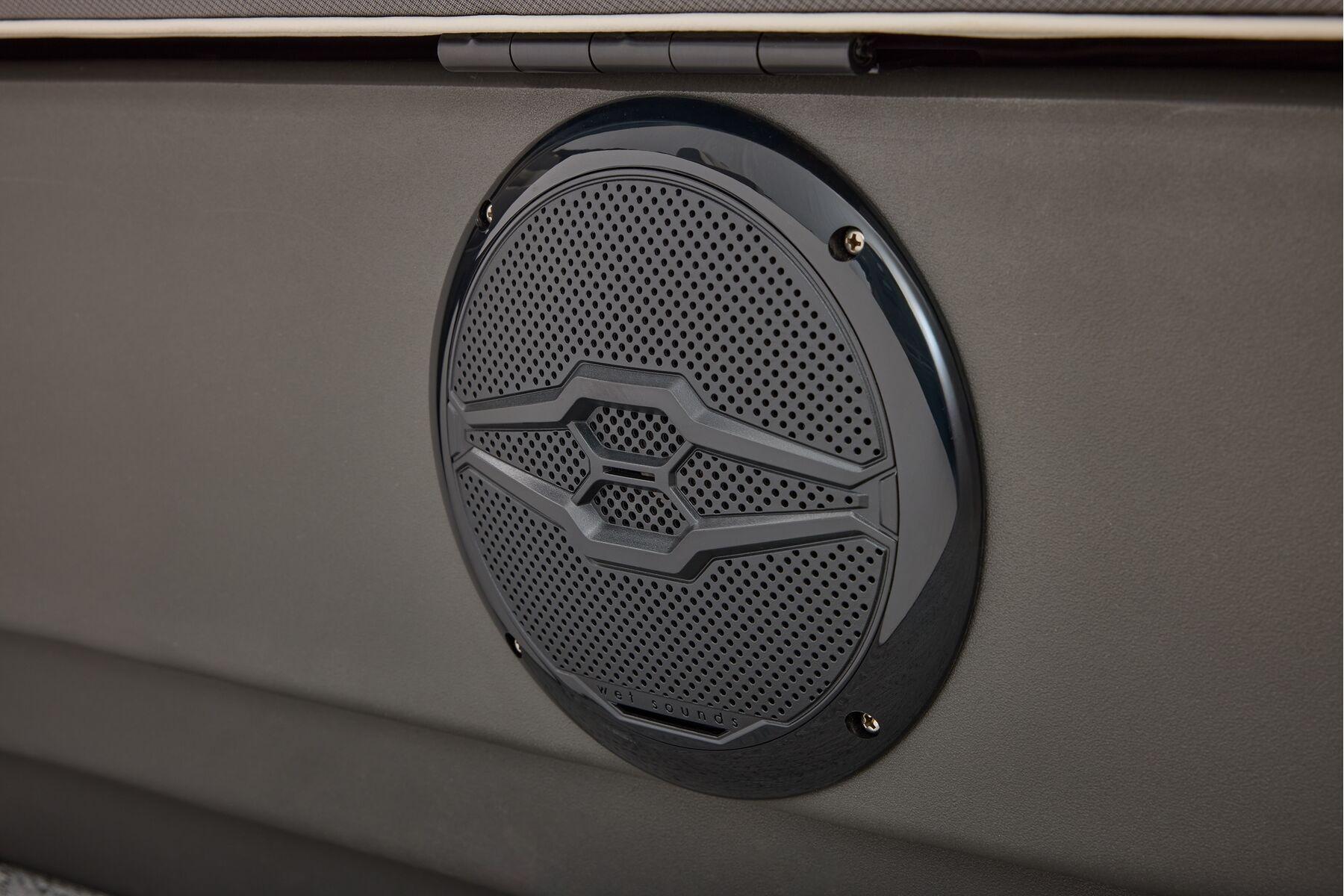 2026 Sun Tracker Bass Buggy 18 DLX - 73