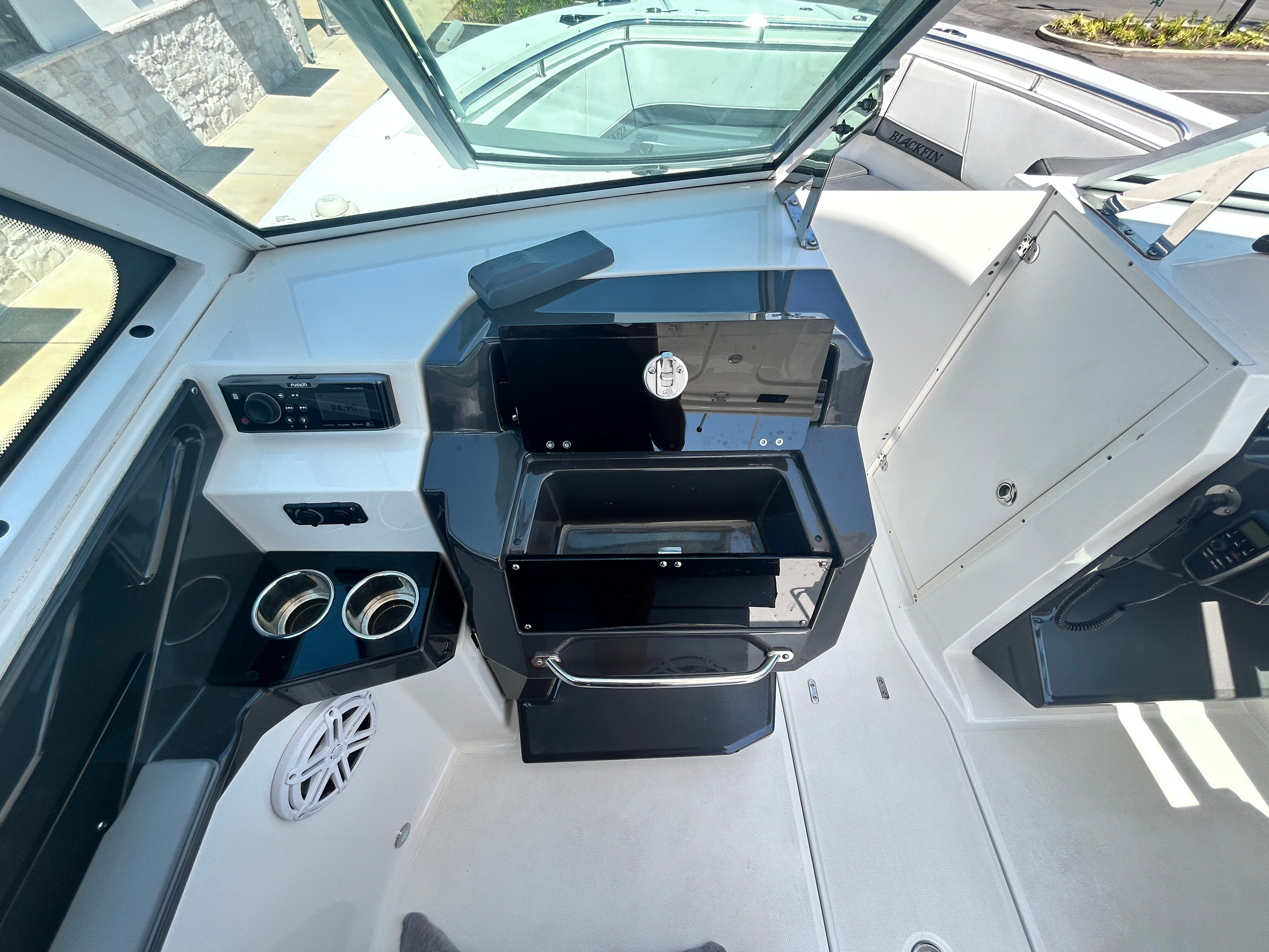 2019 Blackfin 272 DC - 19