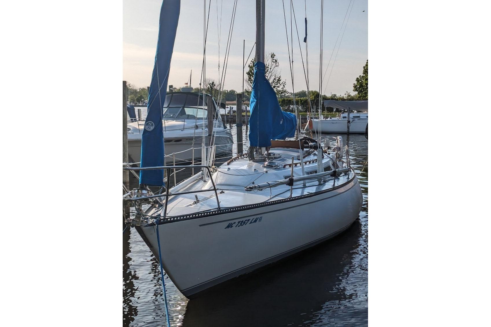 1984 Catalina 38