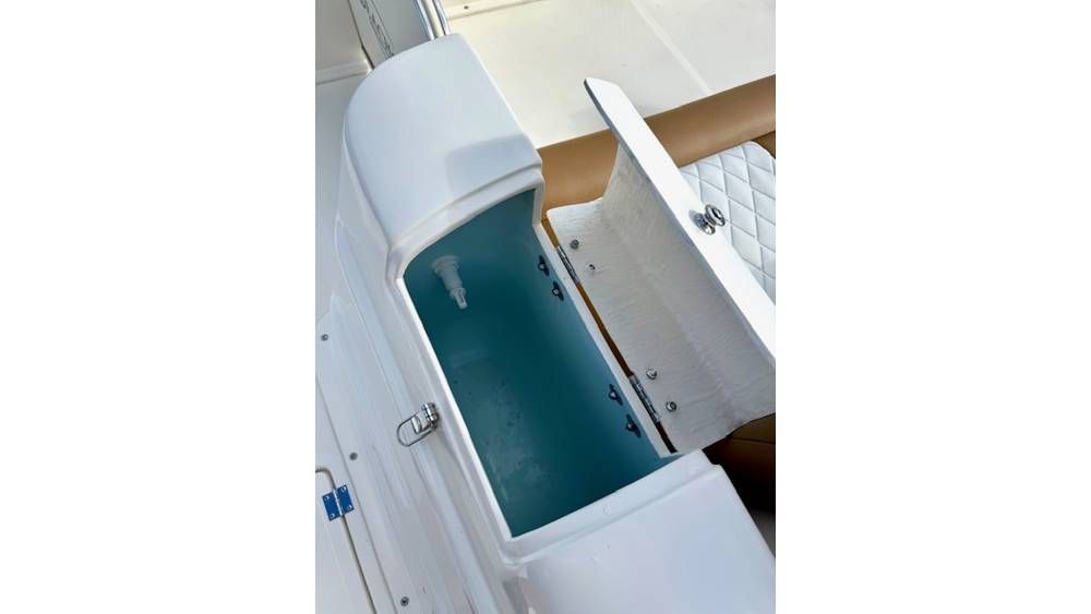 2026 Beachcat 23 Custom Pontoon Boat - 10