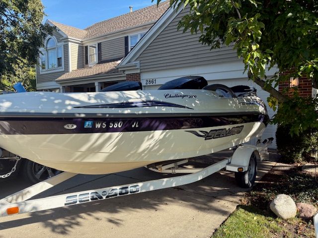 2004 Bombardier Challenger