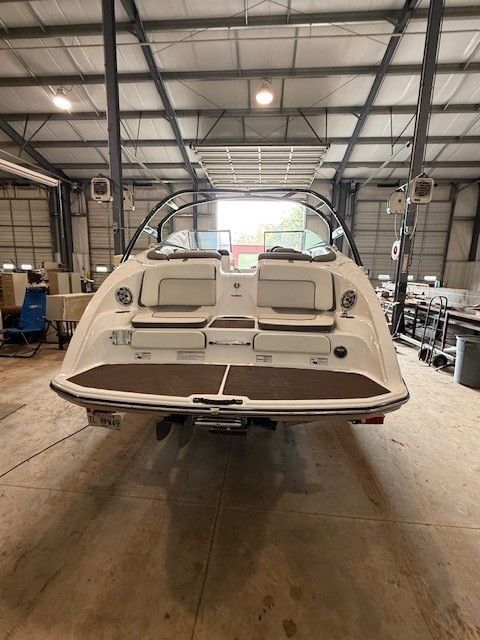 2013 Yamaha Boats 242 - 2