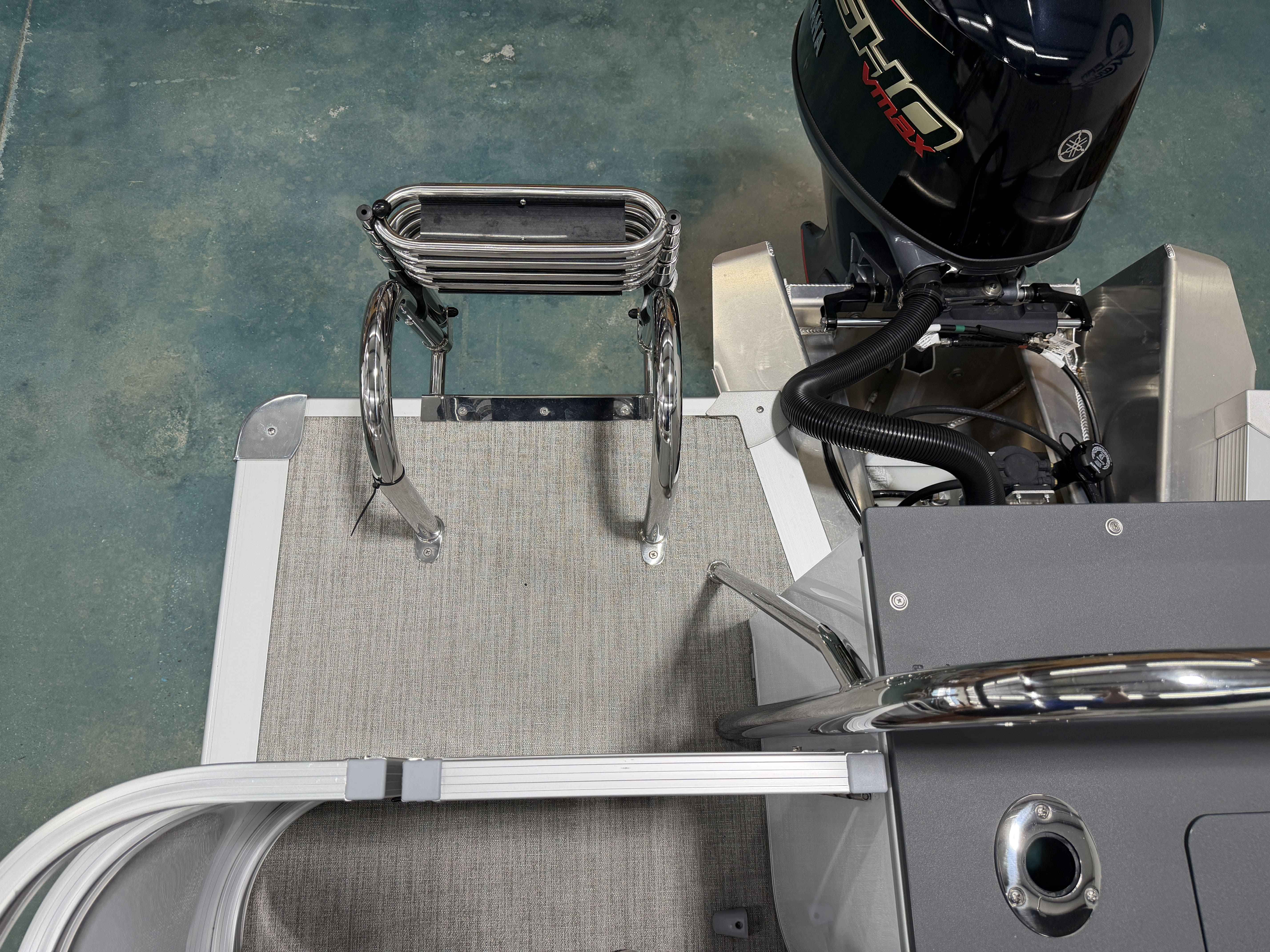 2026 Avalon Venture 85 Quad Fish - 21' - 23