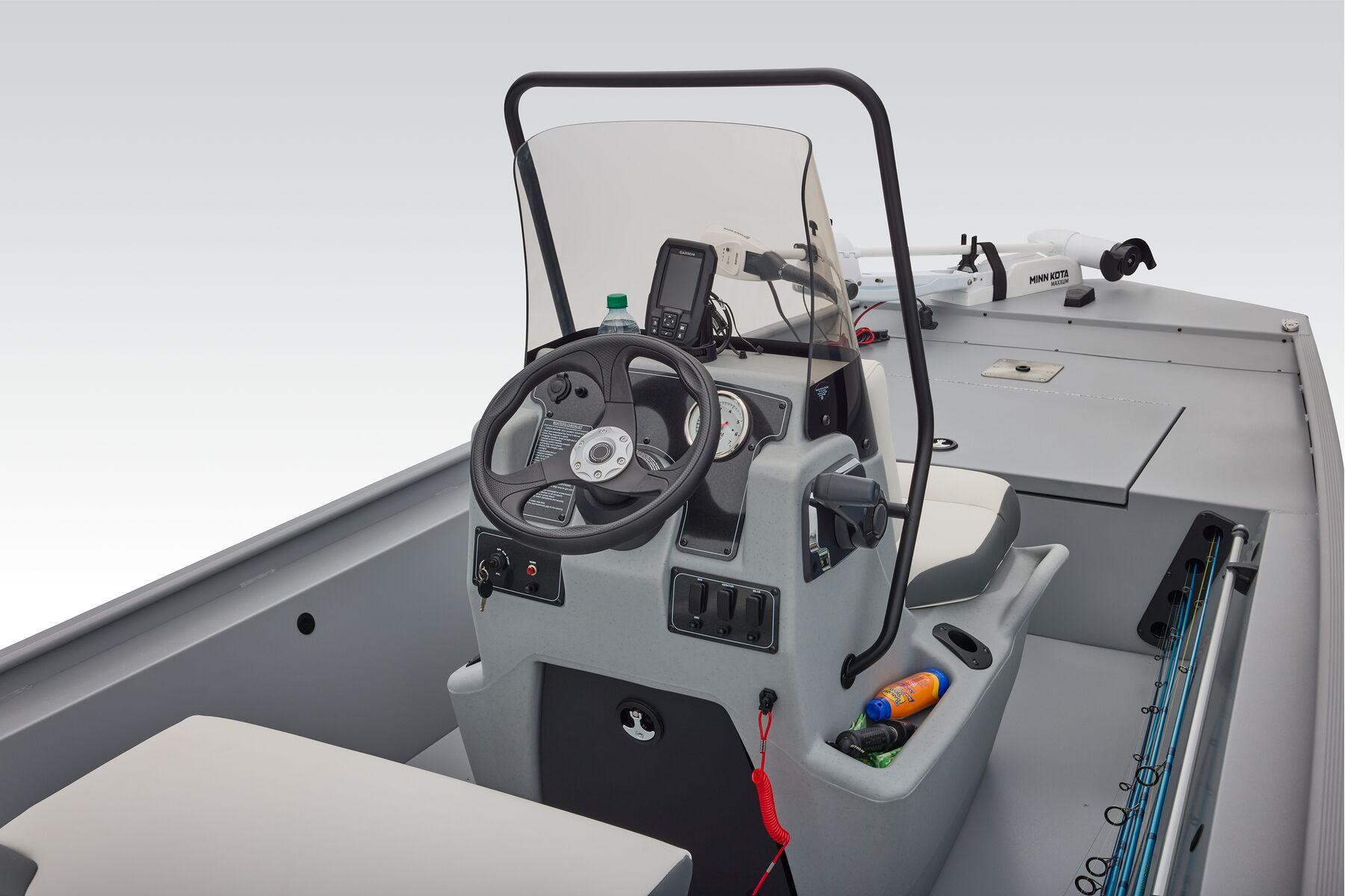 2026 Tracker Bass Tracker Classic CC - 30