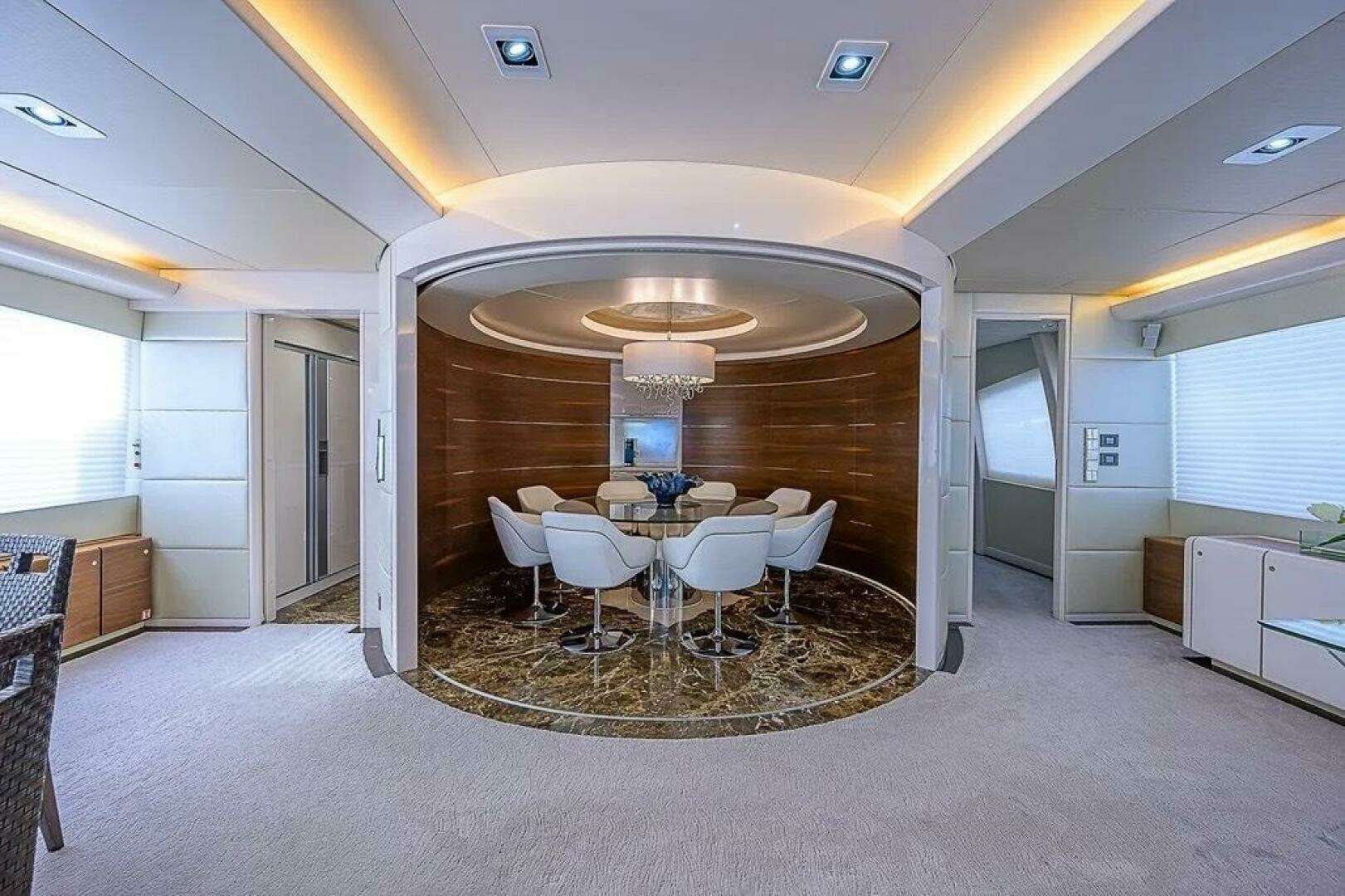 2005 DMB Danube Motor Yacht - Image 12