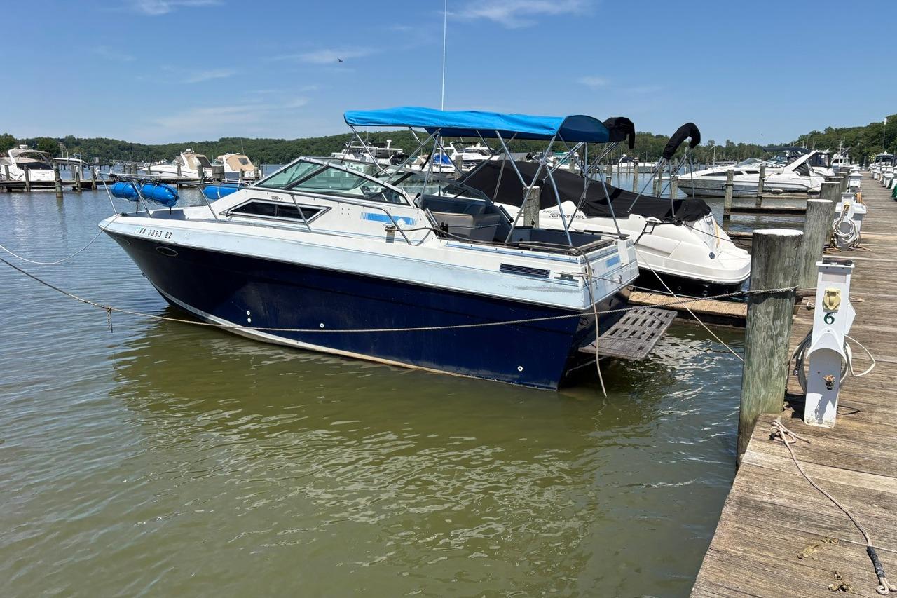1987 Four Winns 245 Vista