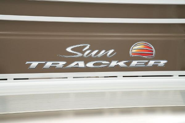 2024 Sun Tracker SportFish 22 XP3 - 62