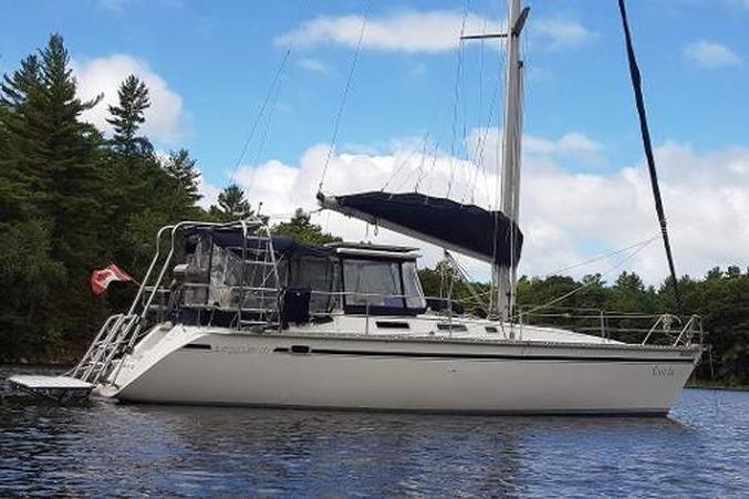 1989 Hunter Legend 37