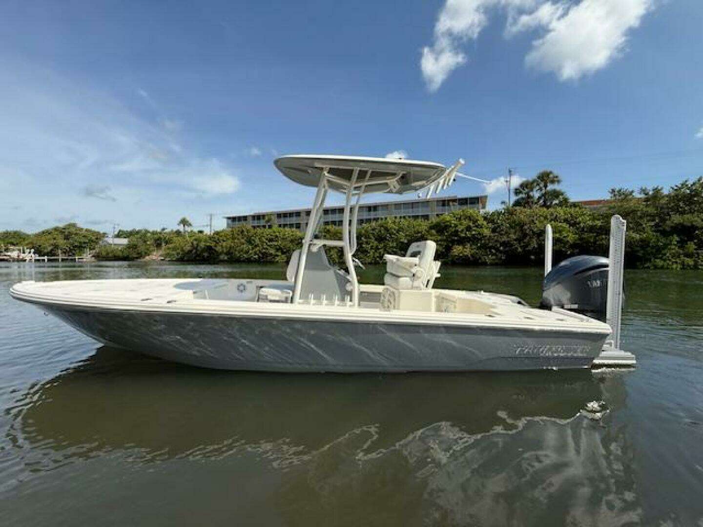 2022 Pathfinder 2500 Hybrid - Image 10