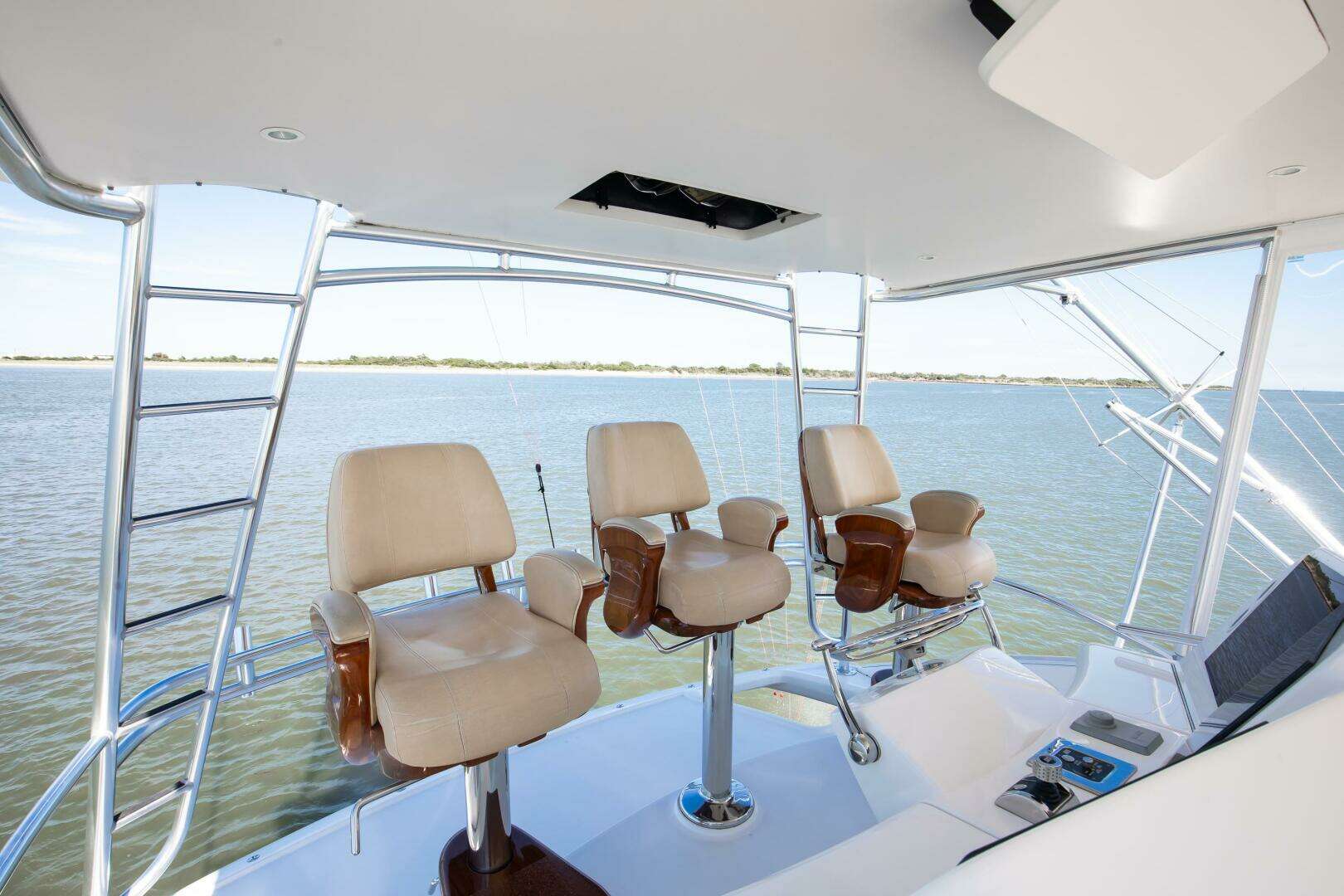 2015 Ocean Yachts 64 Convertible - Image 23