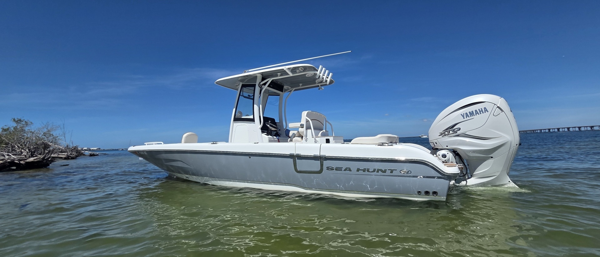 2021 Sea Hunt Escape 27 Center Console - Image 11