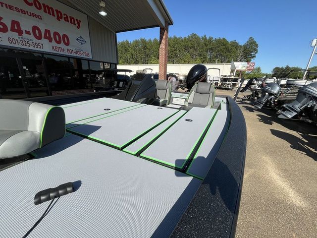 2026 Xpress H20 Bass - 5