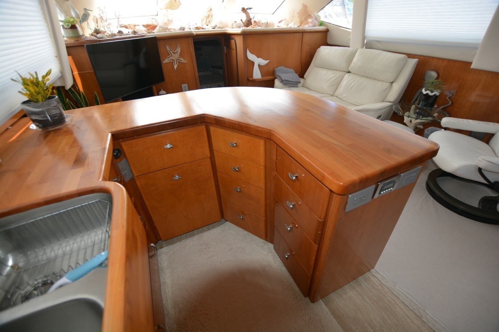 2000 Carver 504 Cockpit Motoryacht - Image 13