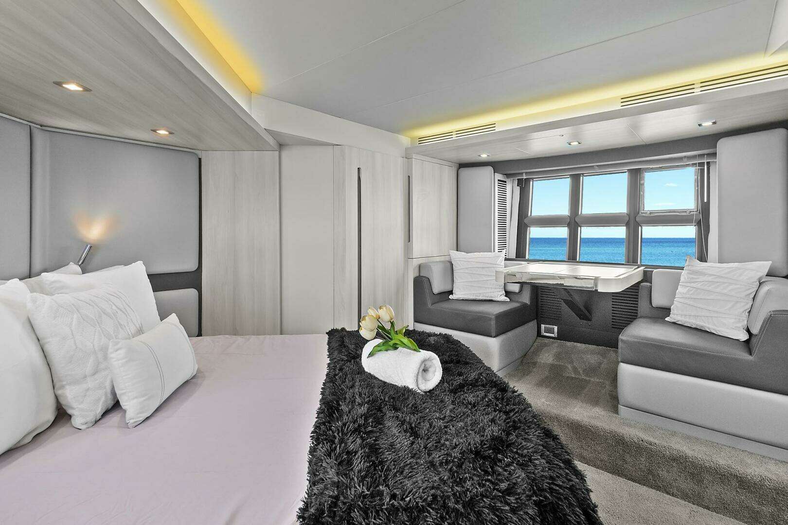 2015 Azimut 55S - Image 17