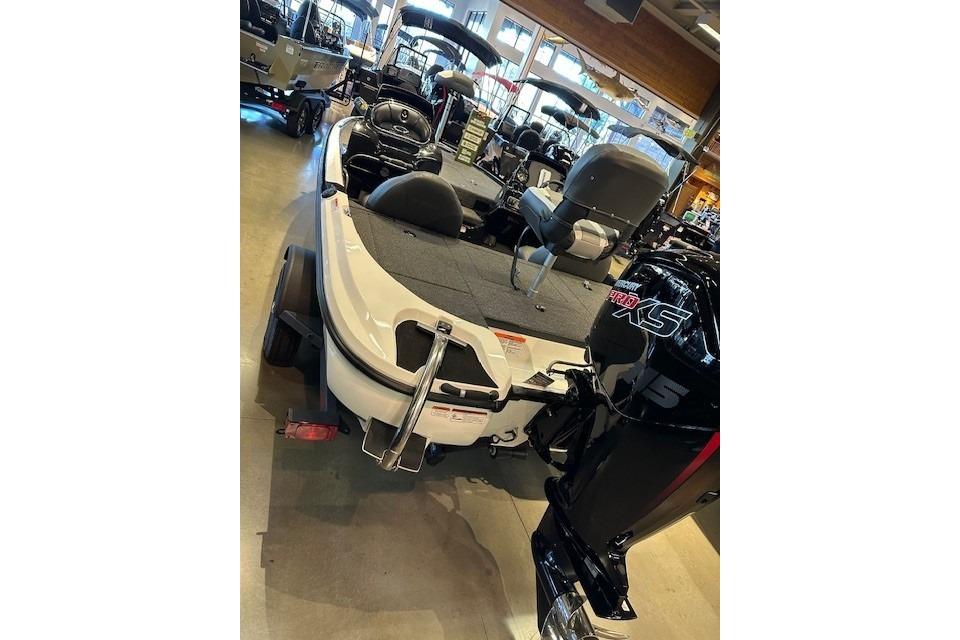 2026 Nitro Z17 boat with powerful engine displayed in showroom.