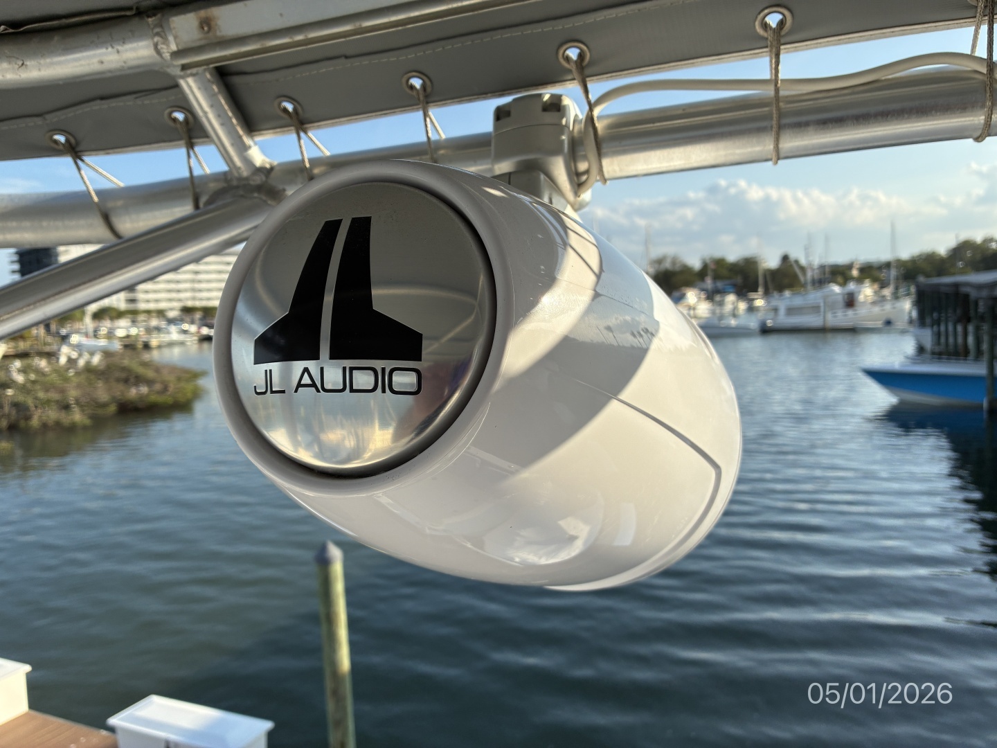 2005 Luhrs Convertible - Image 46