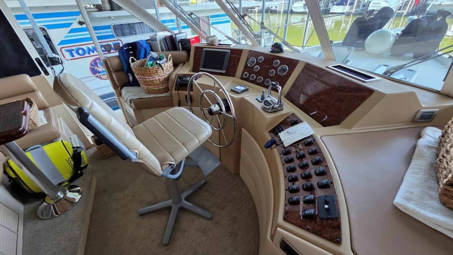 2008 Meridian 490 Pilothouse - Image 26