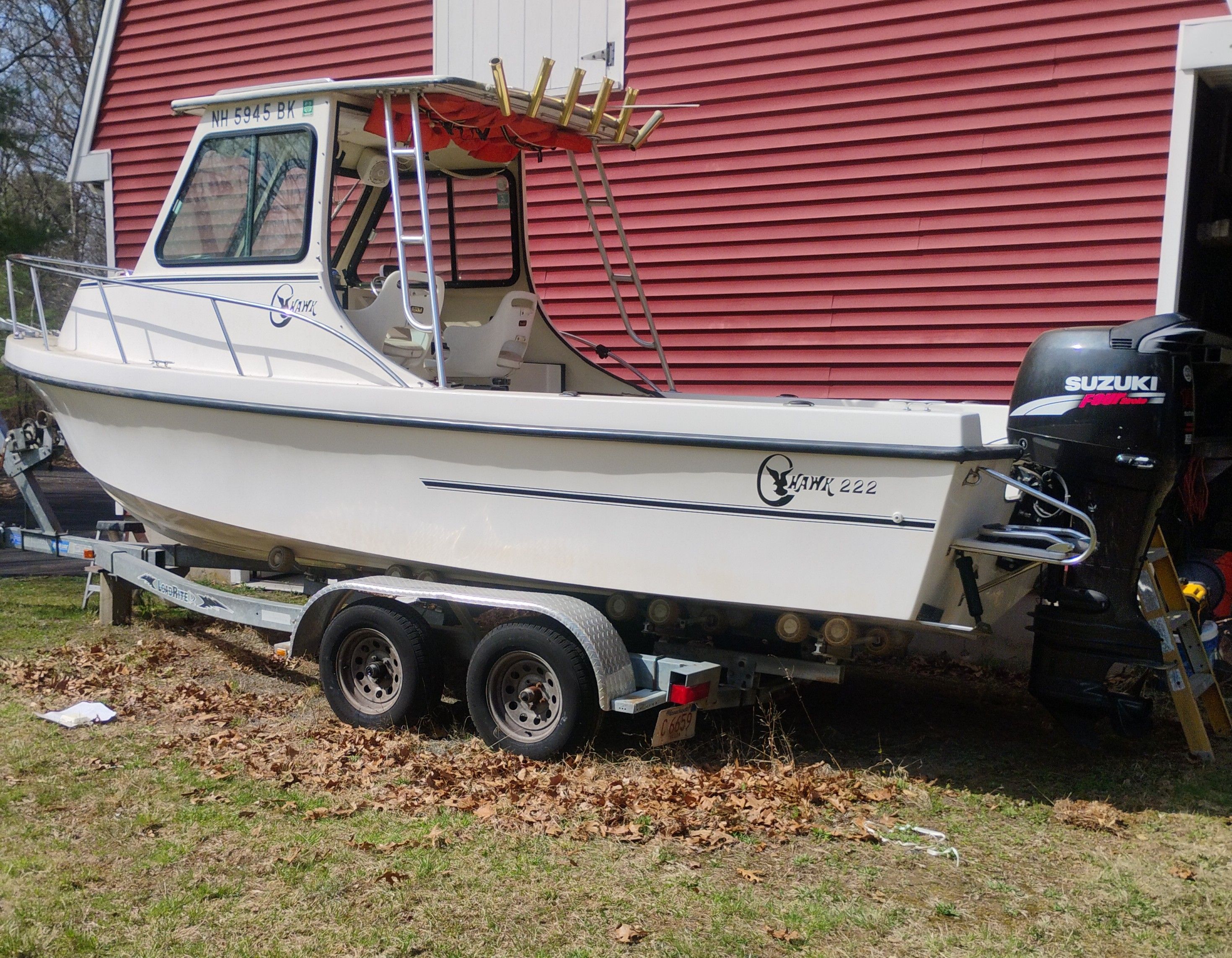 2004 Custom 222 sport cabin