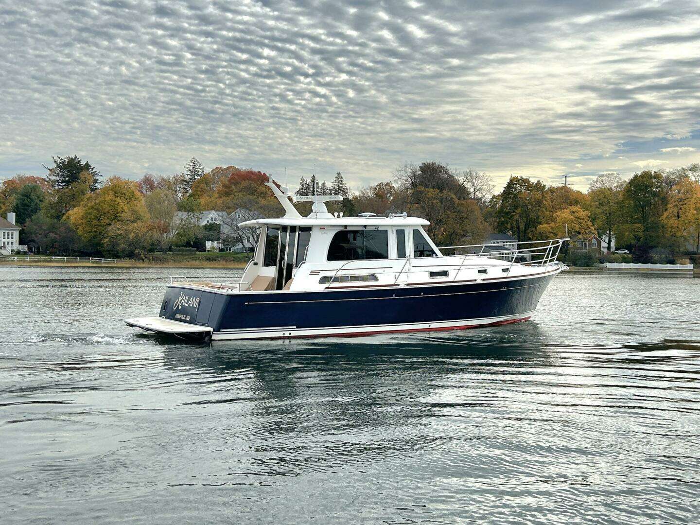 2017 Sabre 42 Salon Express - Image 3