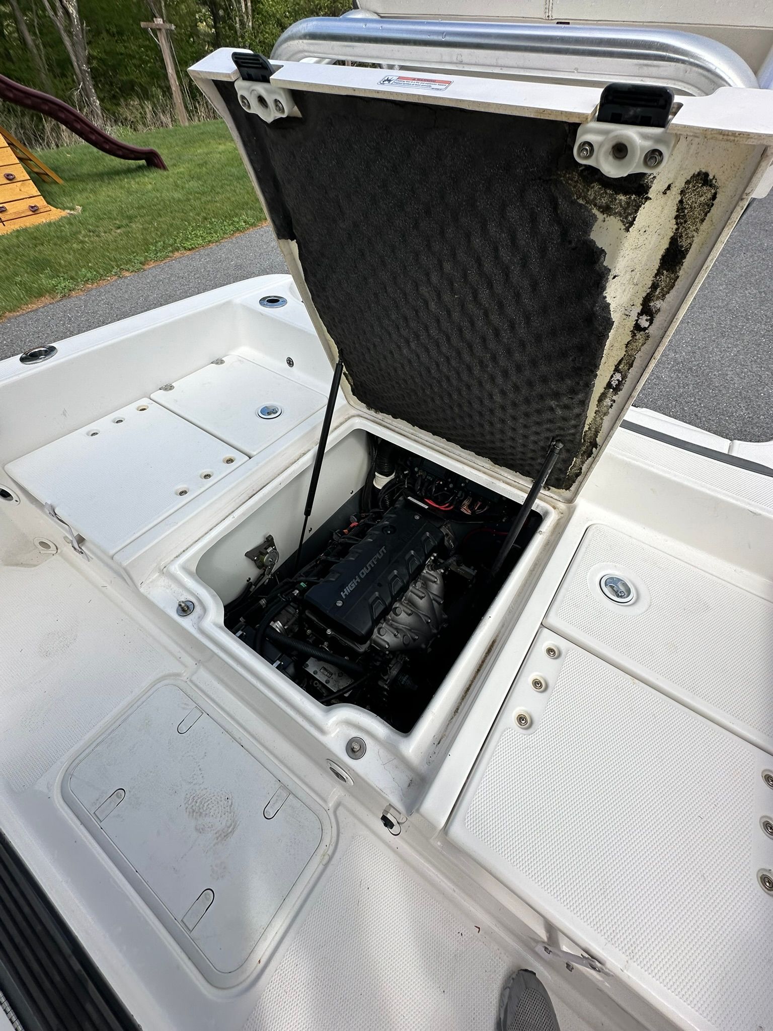 Yamaha Boats 2017 190 FSH Sport engine compartment open.