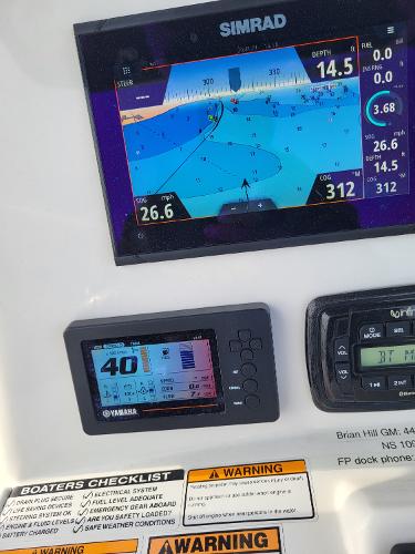 Simrad navigation system on a 2021 NauticStar 2302 Legacy boat.