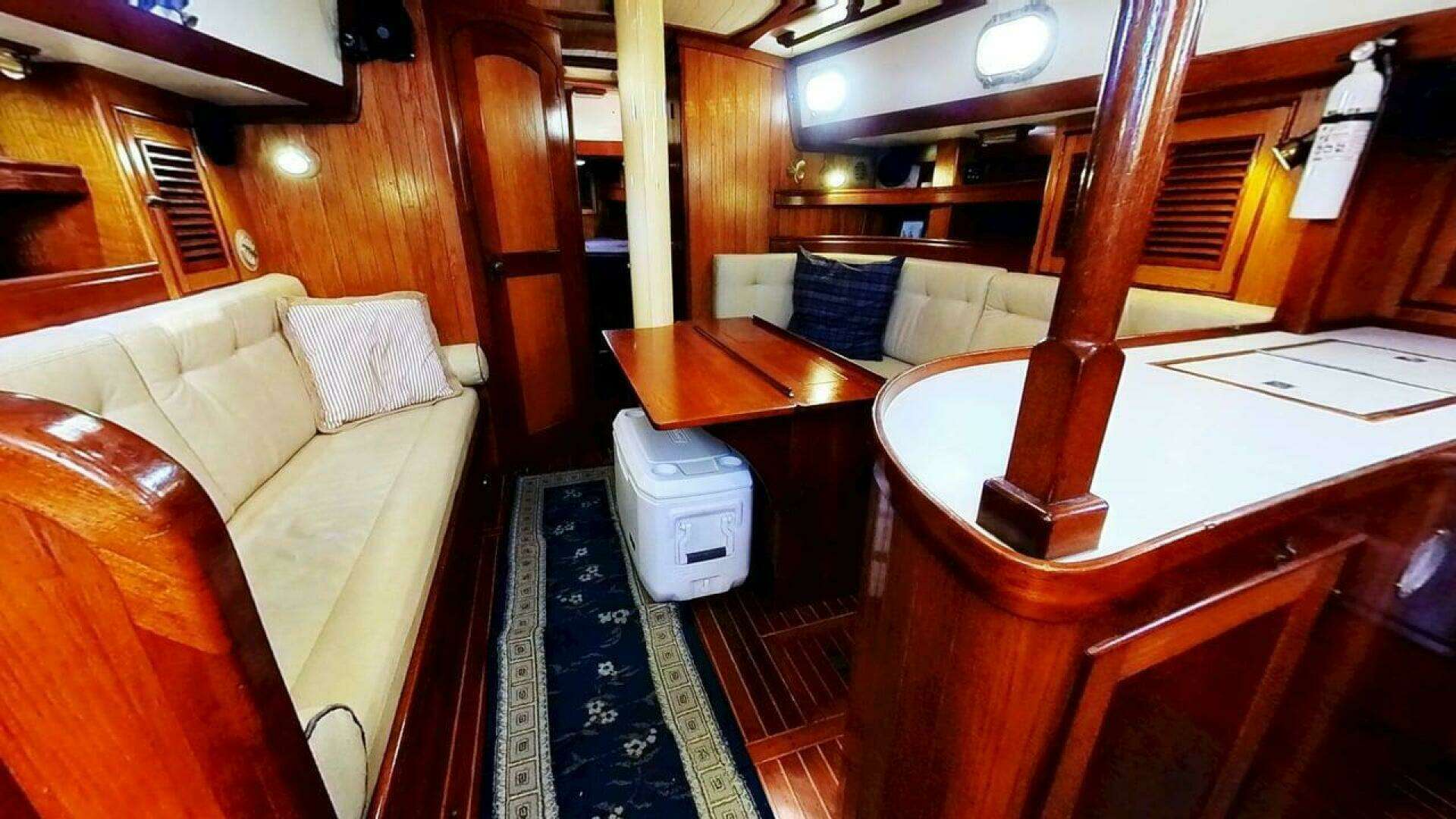 1984 Shannon Aegean - Image 32