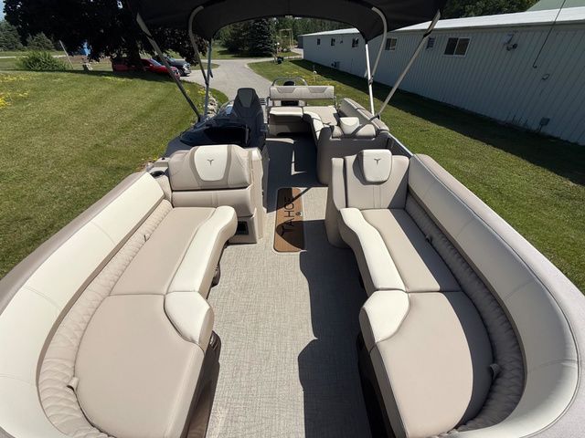 2025 Tahoe 2385 CASCADE CRUISE REAR BENCH - 26