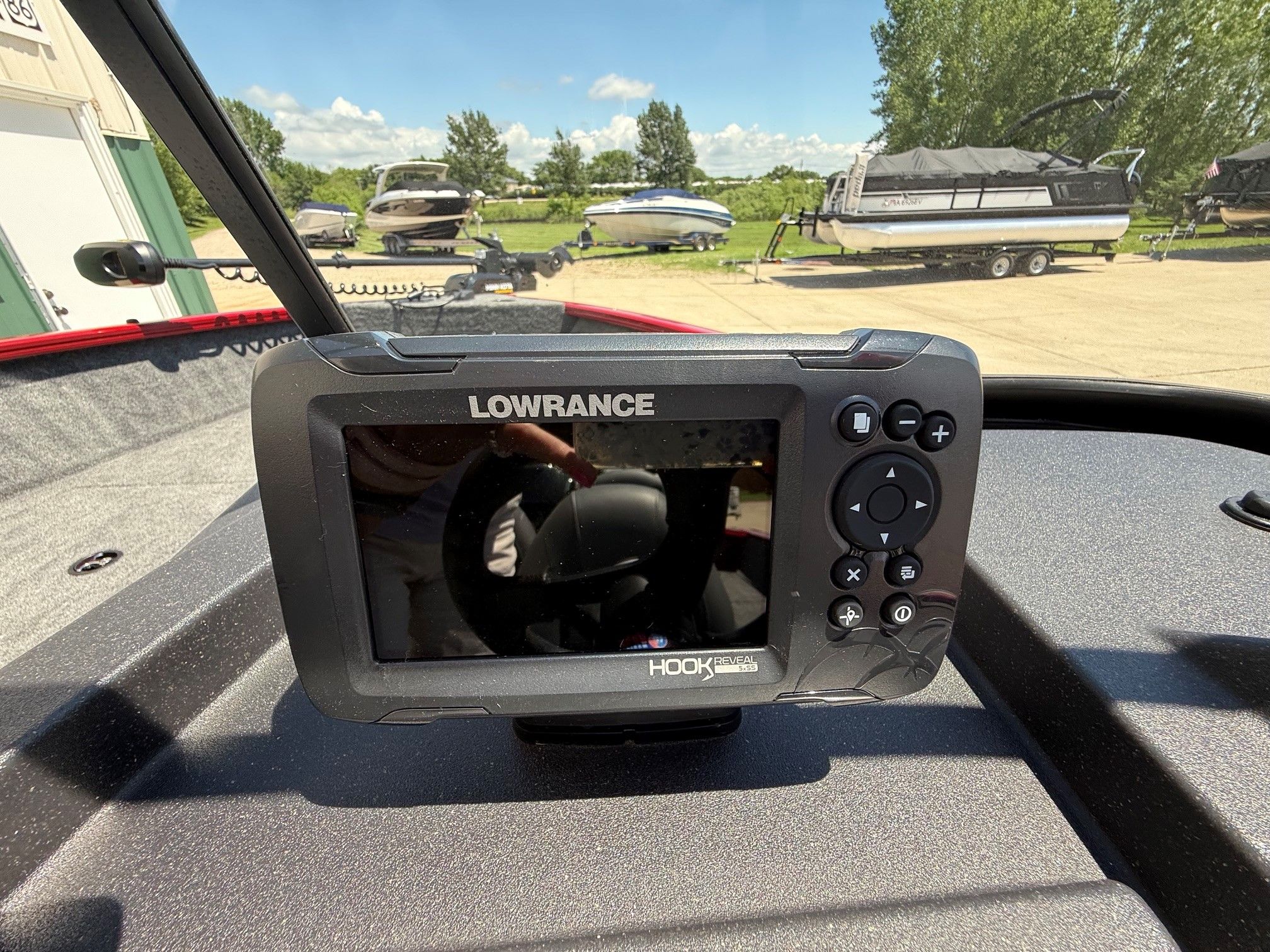 Lowrance Hook Reveal on Tracker Pro Guide V175, 2024.