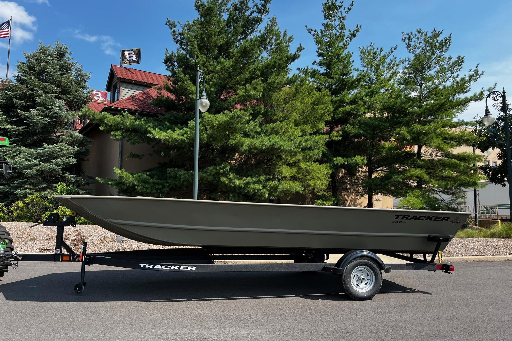 2026 Tracker Grizzly 2072 Utility