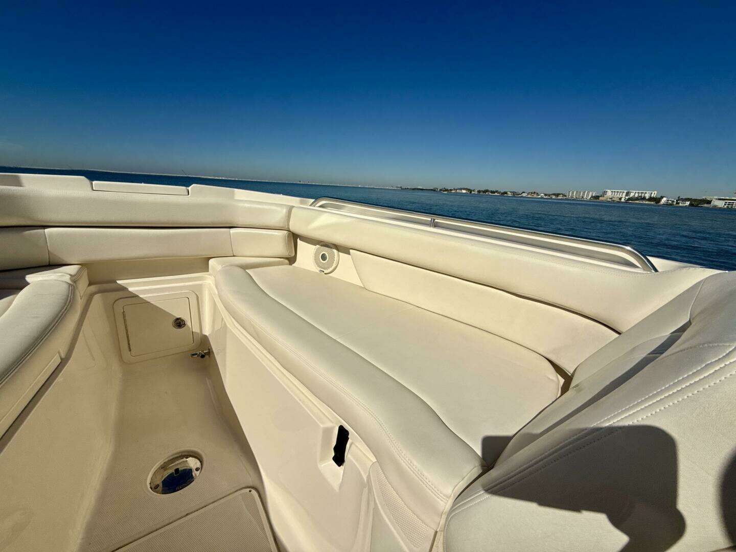 2016 Grady-White 307 Freedom - Image 5