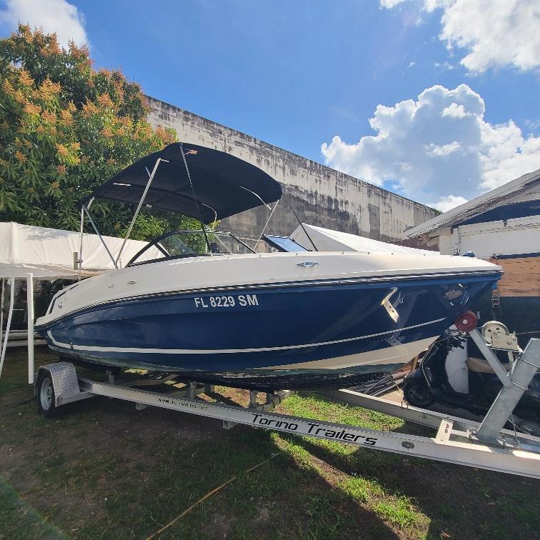 2019 Bayliner VR5 Bowrider OB