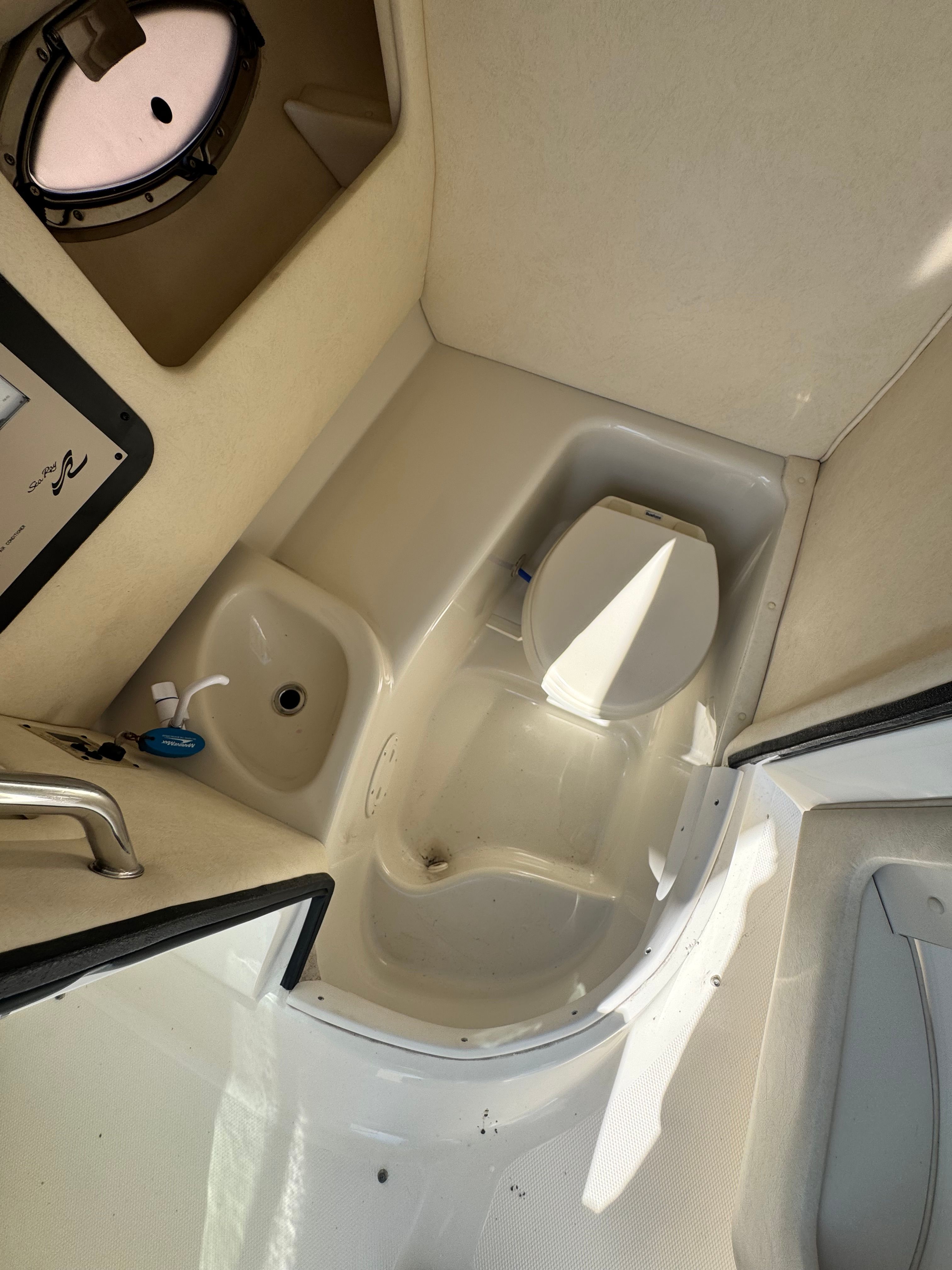 2007 Sea Ray 290 SLX - 16