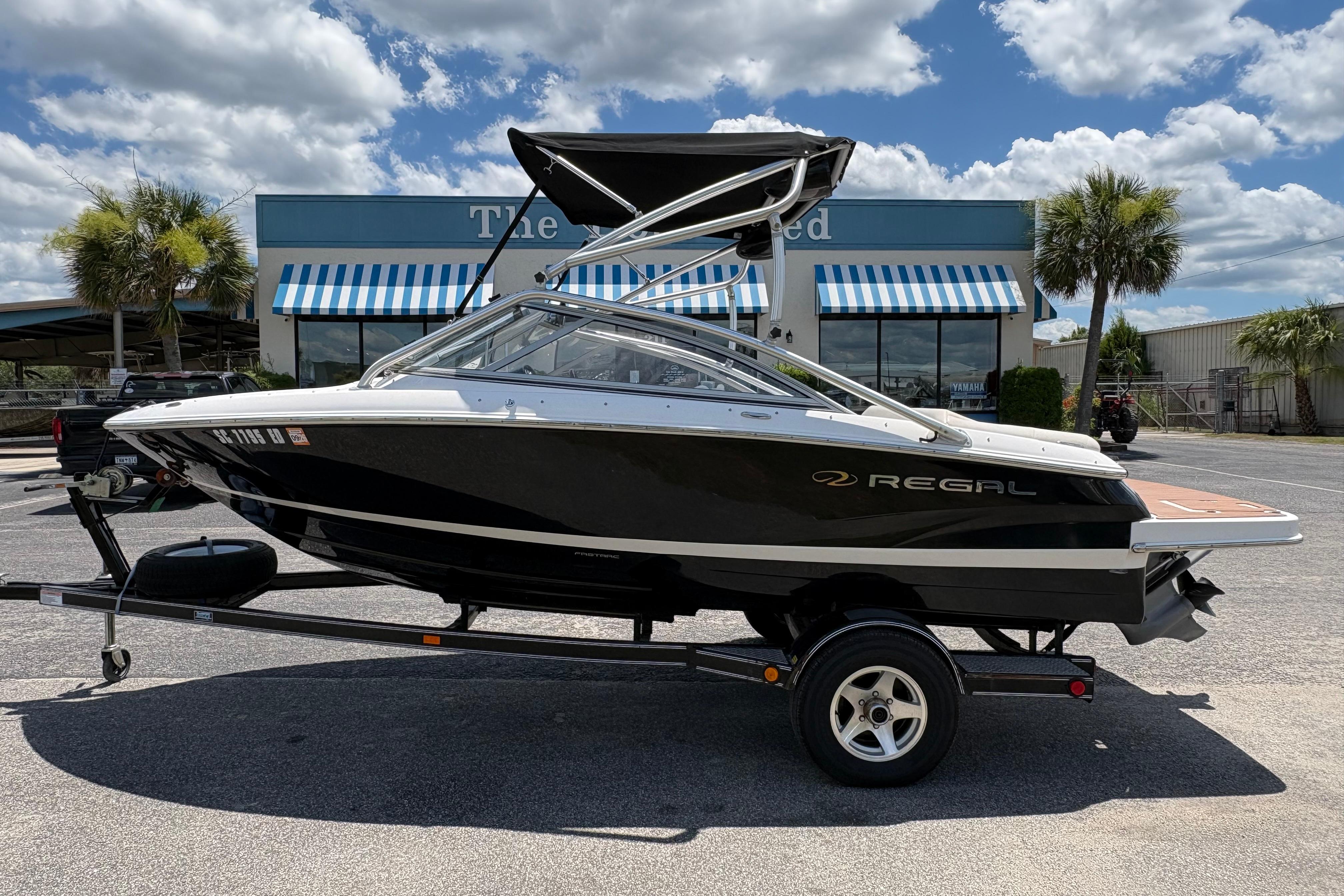 2008 Regal 1900 Bowrider