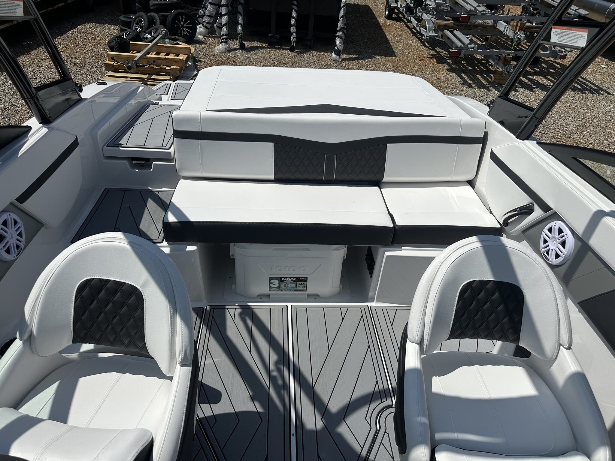 2025 Monterey M-22 - 14