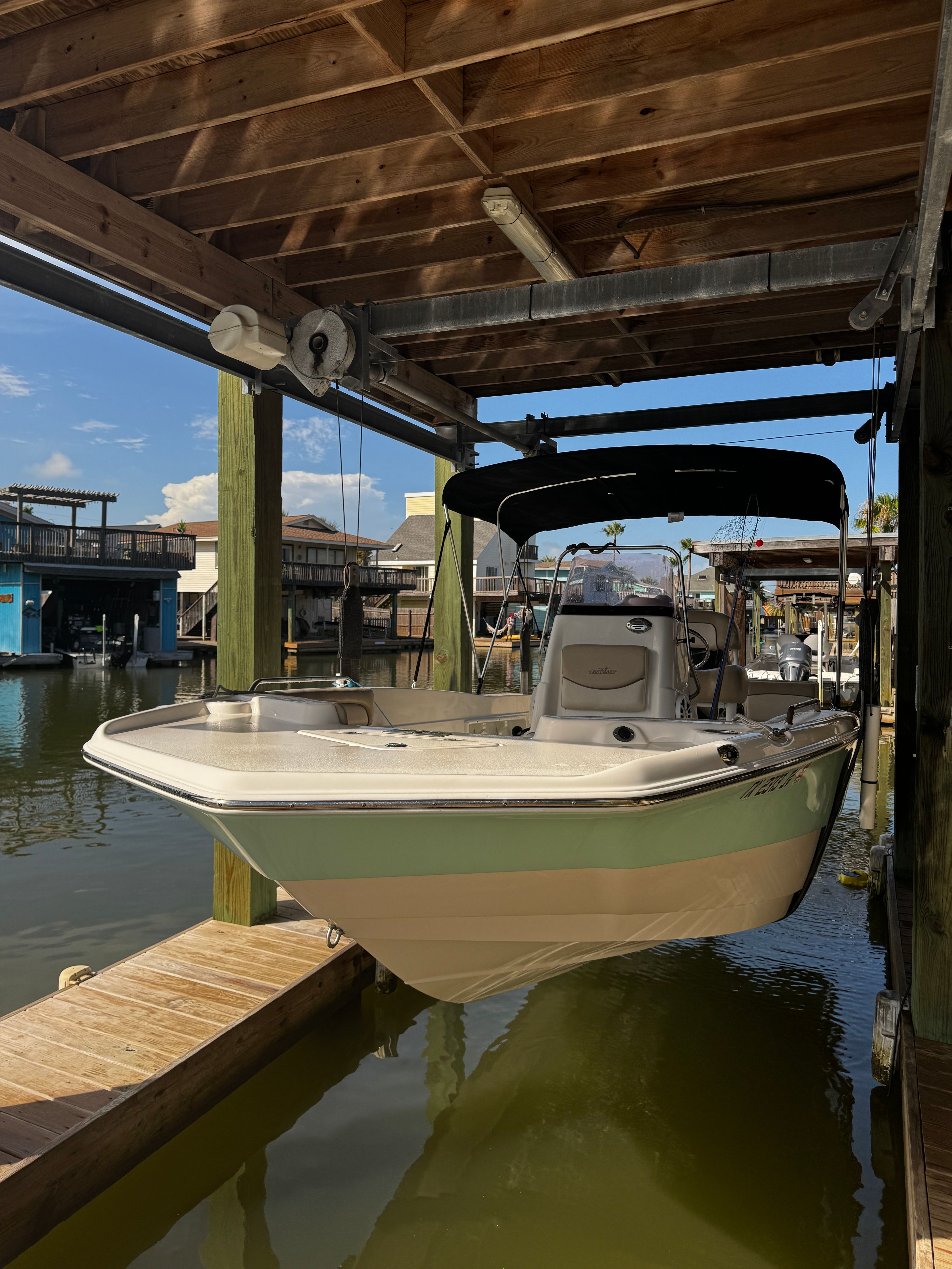 2021 NauticStar 211 Hybrid - 10