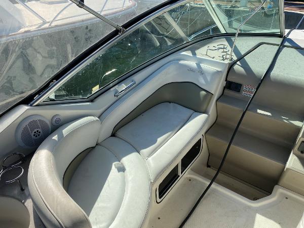 2006 Sea Ray 240 Sundancer - 21