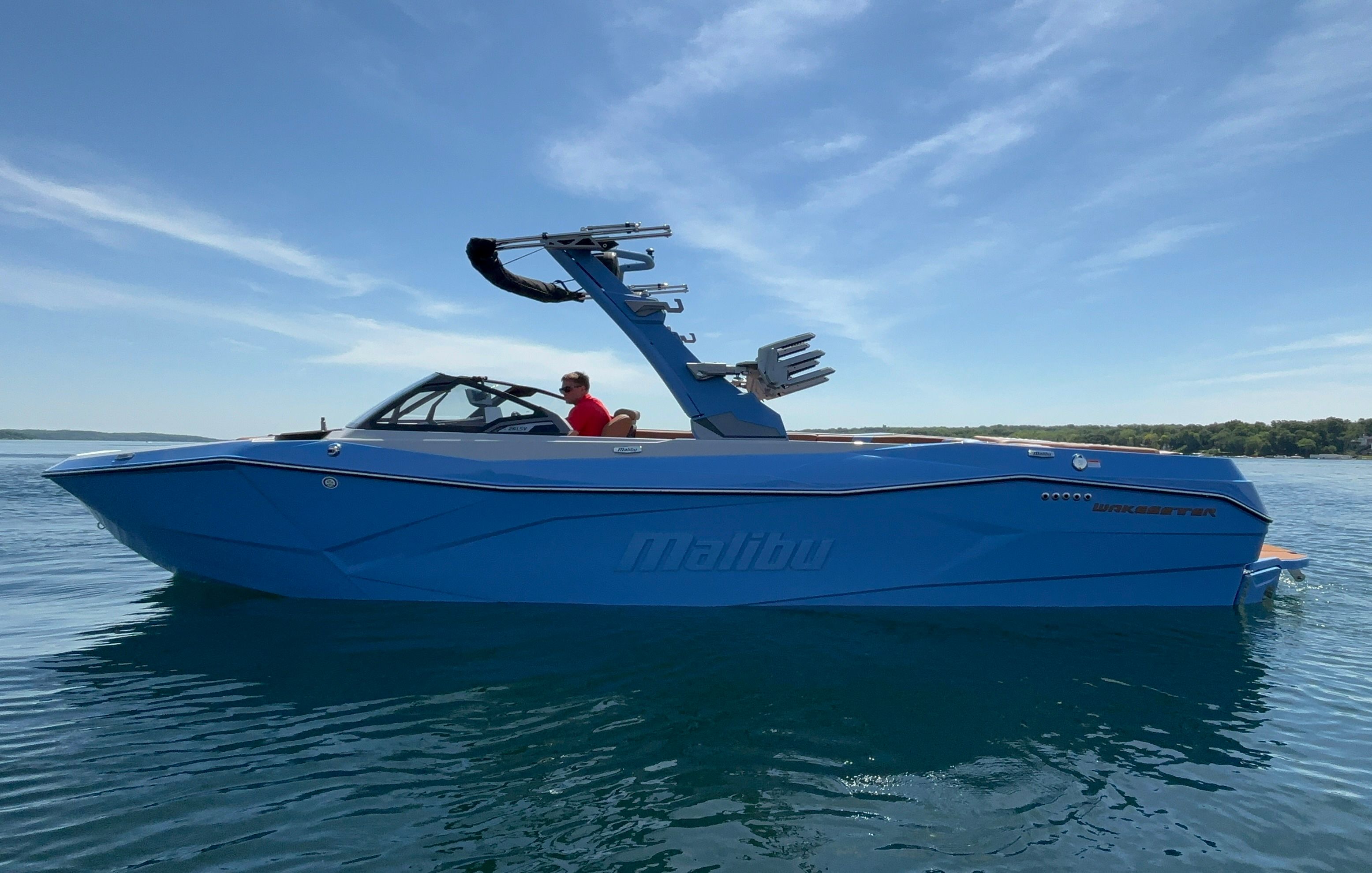 2026 Malibu 26 LSV