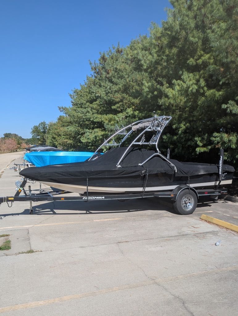 2004 Moomba Outback - 2
