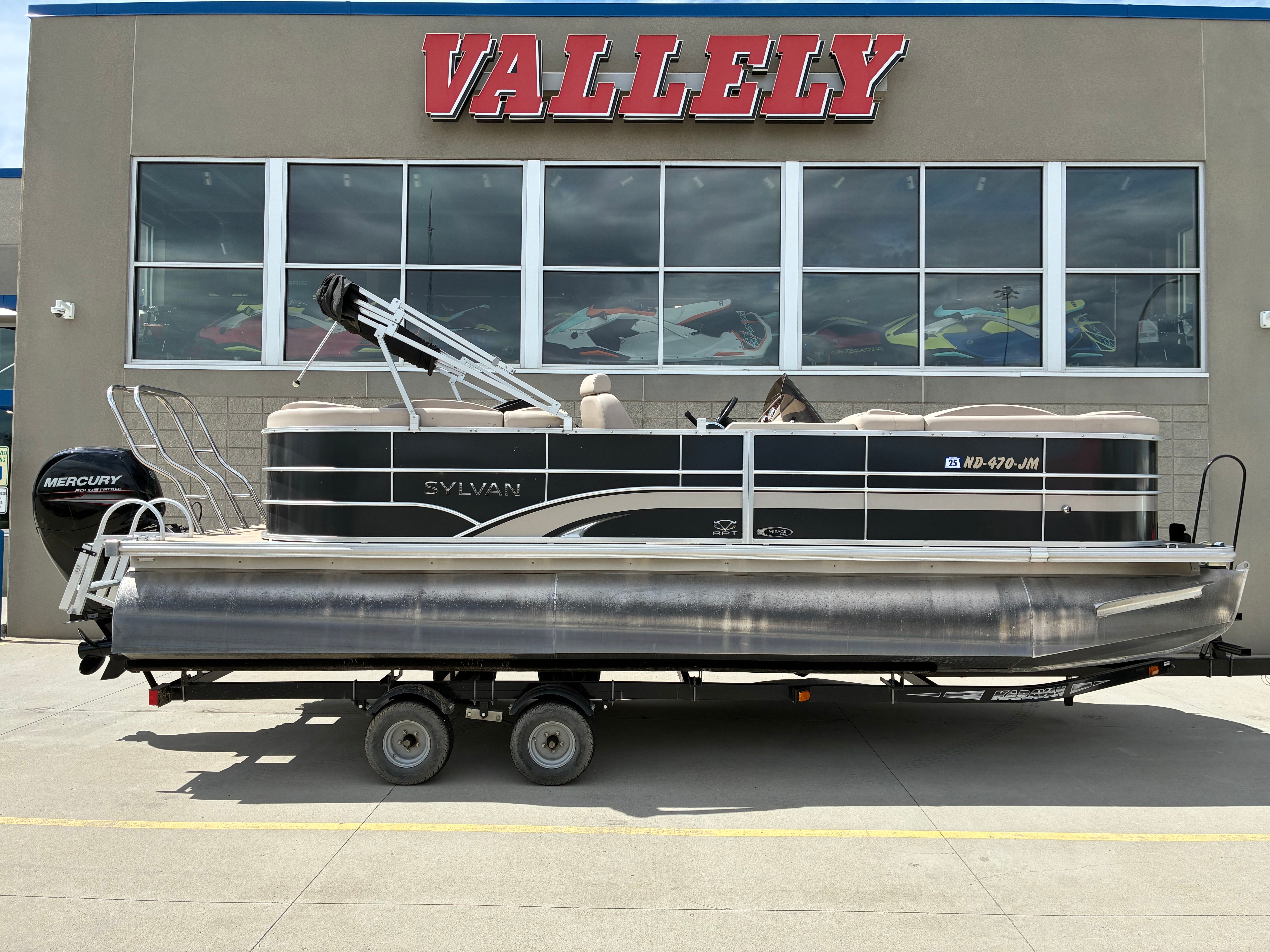 2013 Sylvan 8522 Mirage Cruise