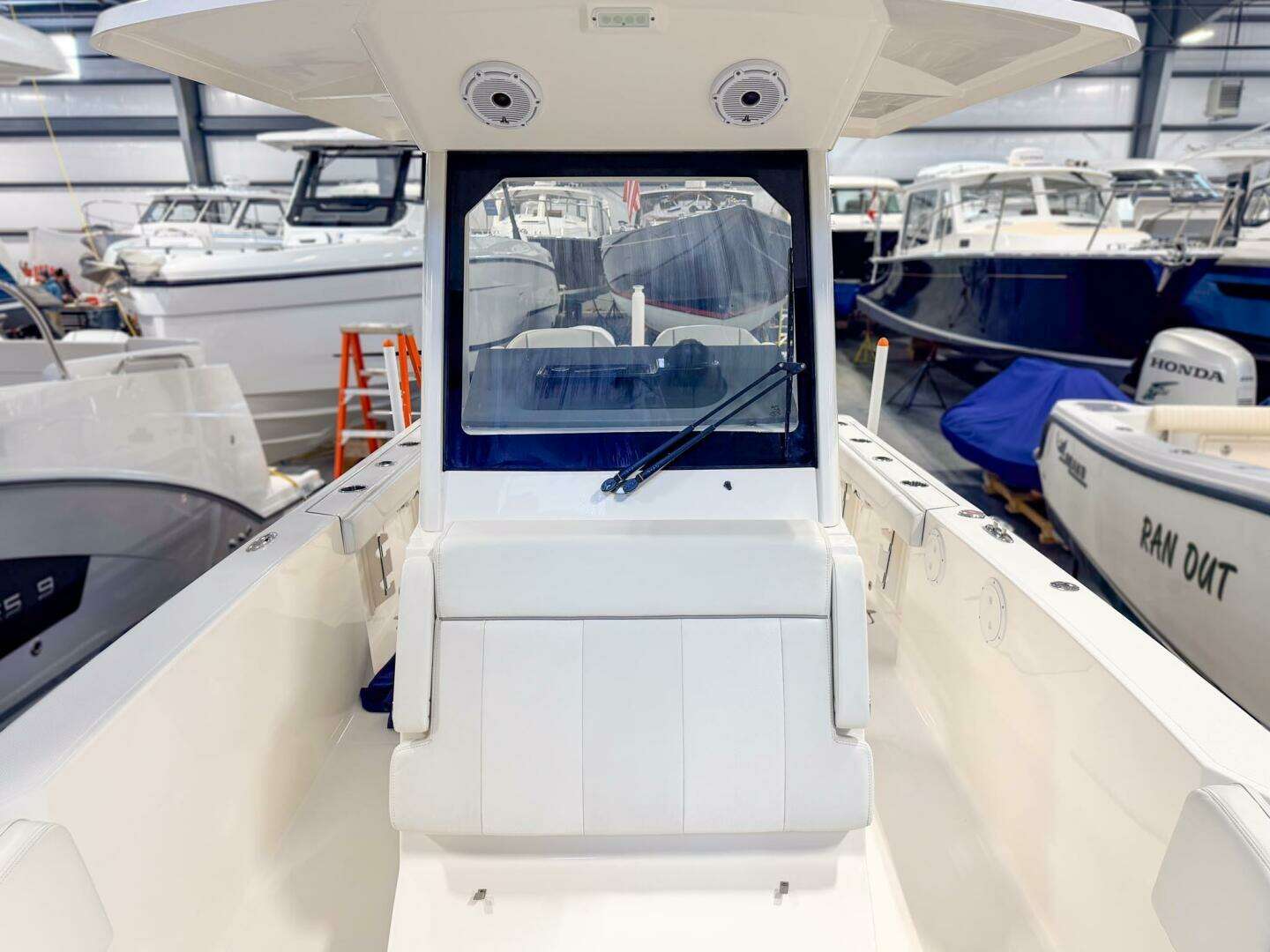 2023 Pursuit S 268 - Image 7