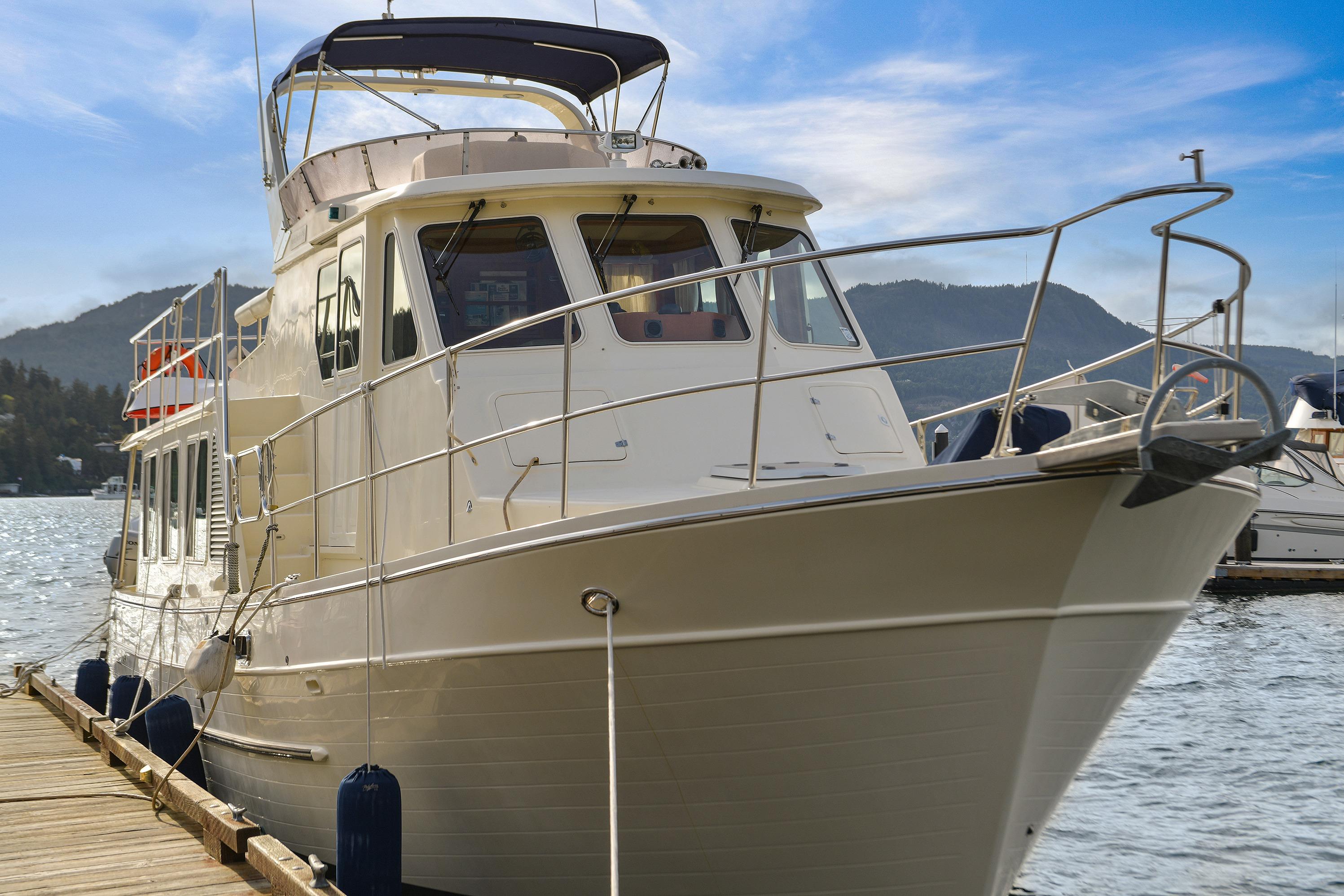 2010 North Pacific NP43 Pilothouse