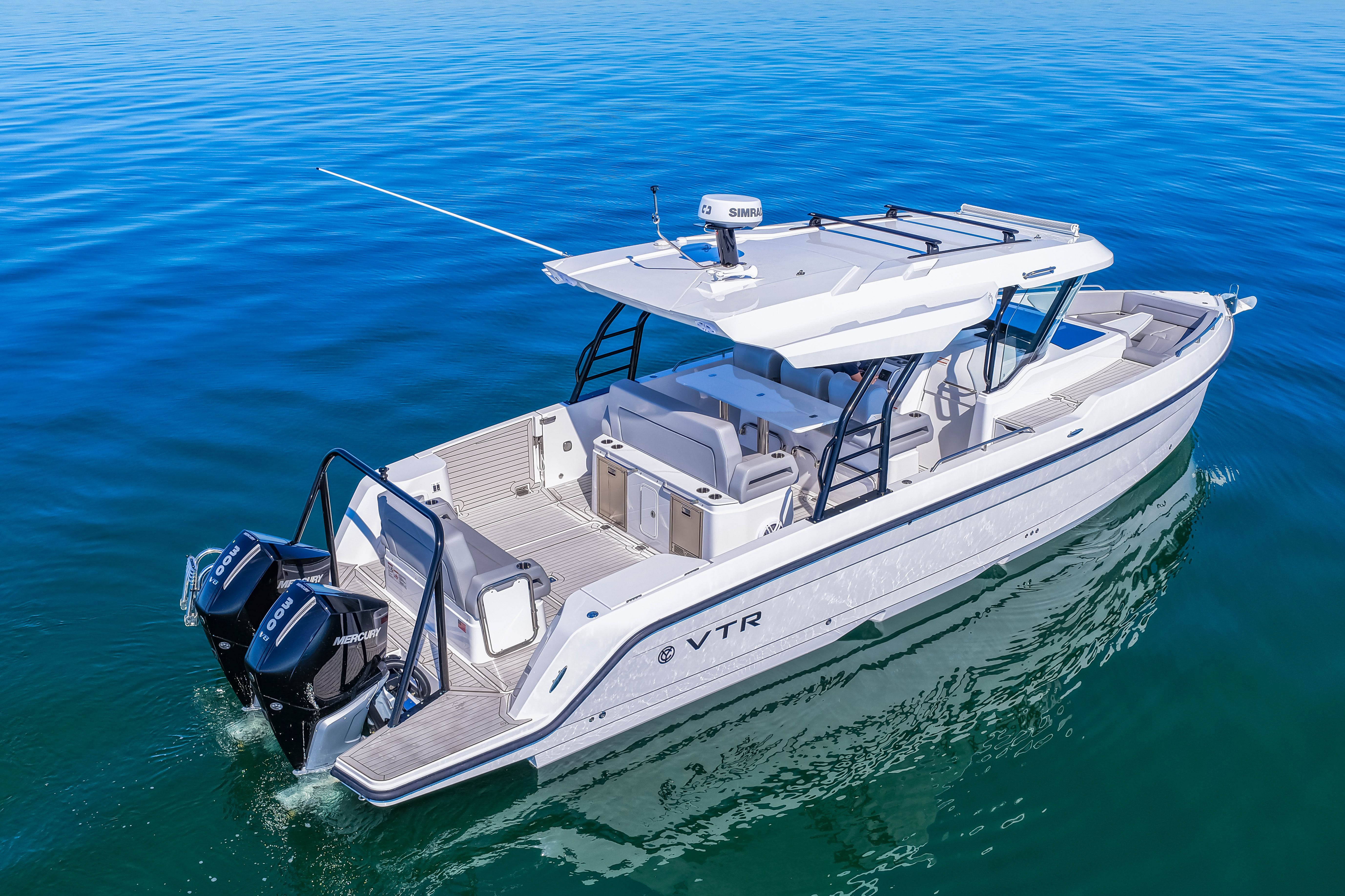2026 Cruisers Yachts 38 VTR - 8