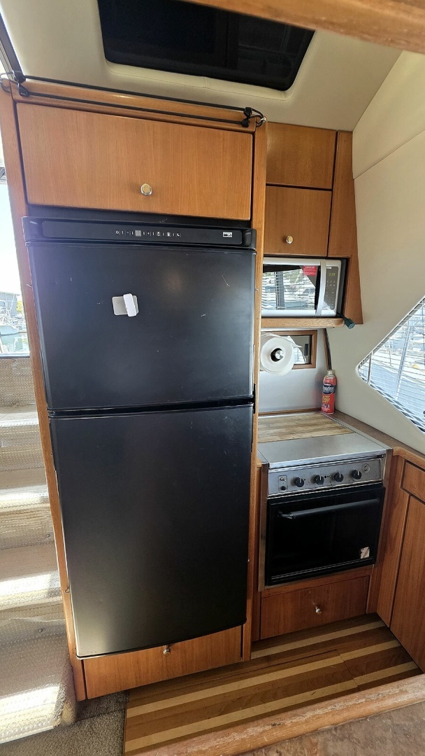1999 Bayliner 4087 CPMY - Image 16