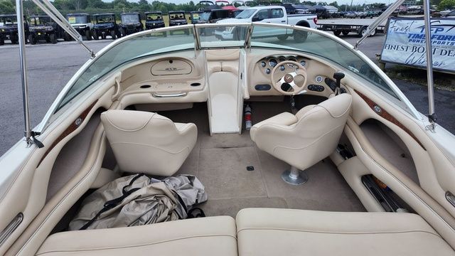 2000 Sea Ray 210 - 12