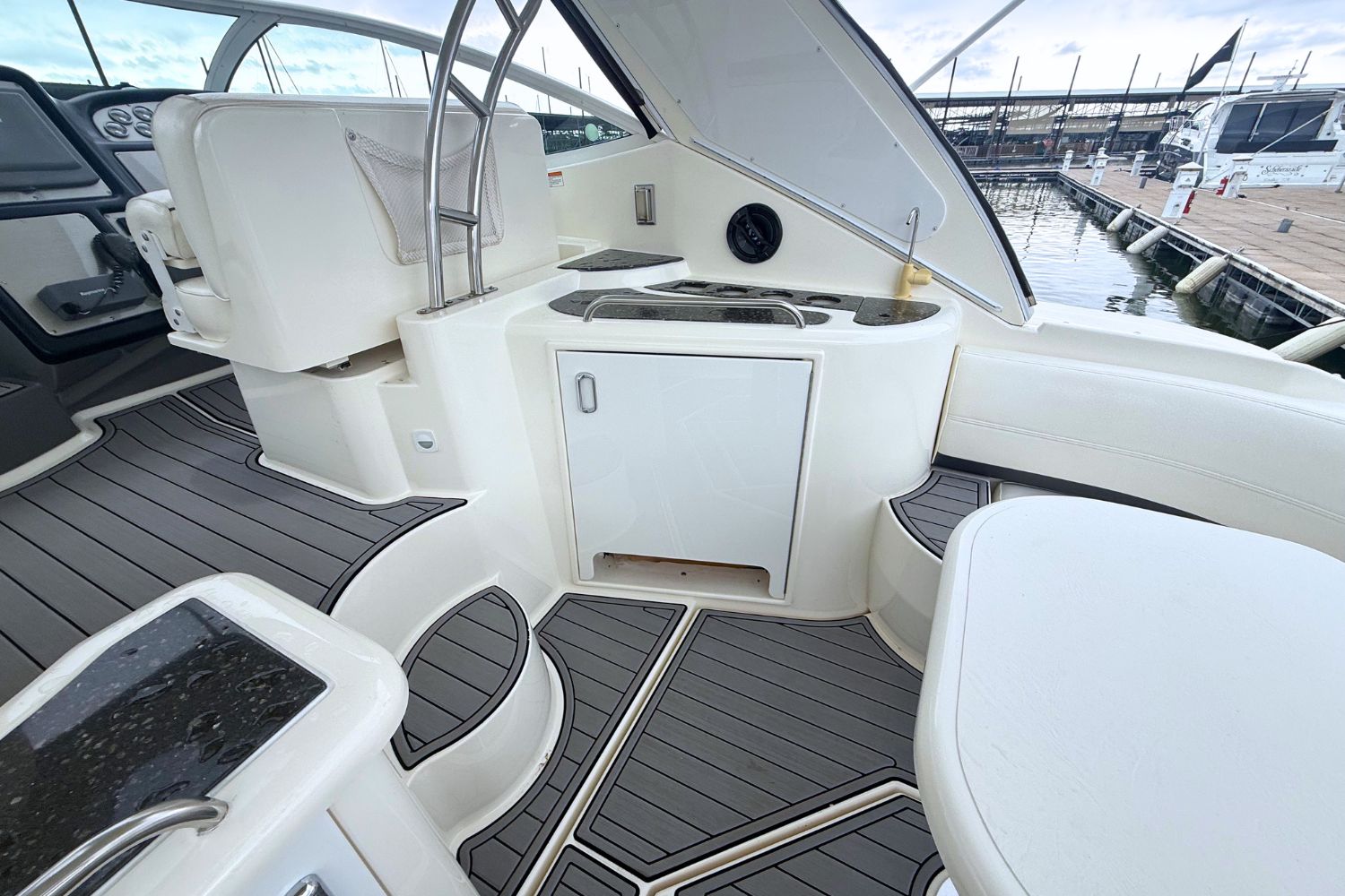 2007 Cruisers Yachts 420 Express - 7