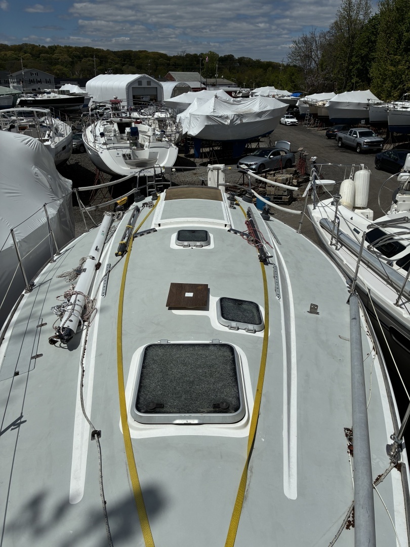 1985 J Boats J/30 - Image 12
