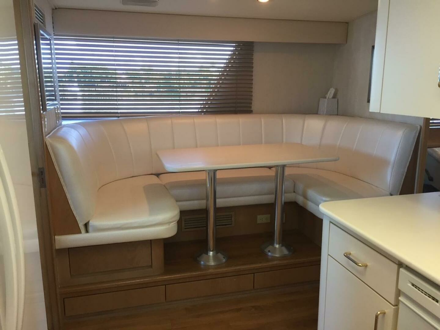 1994 Hatteras 70 Cockpit Motor Yacht - Image 32