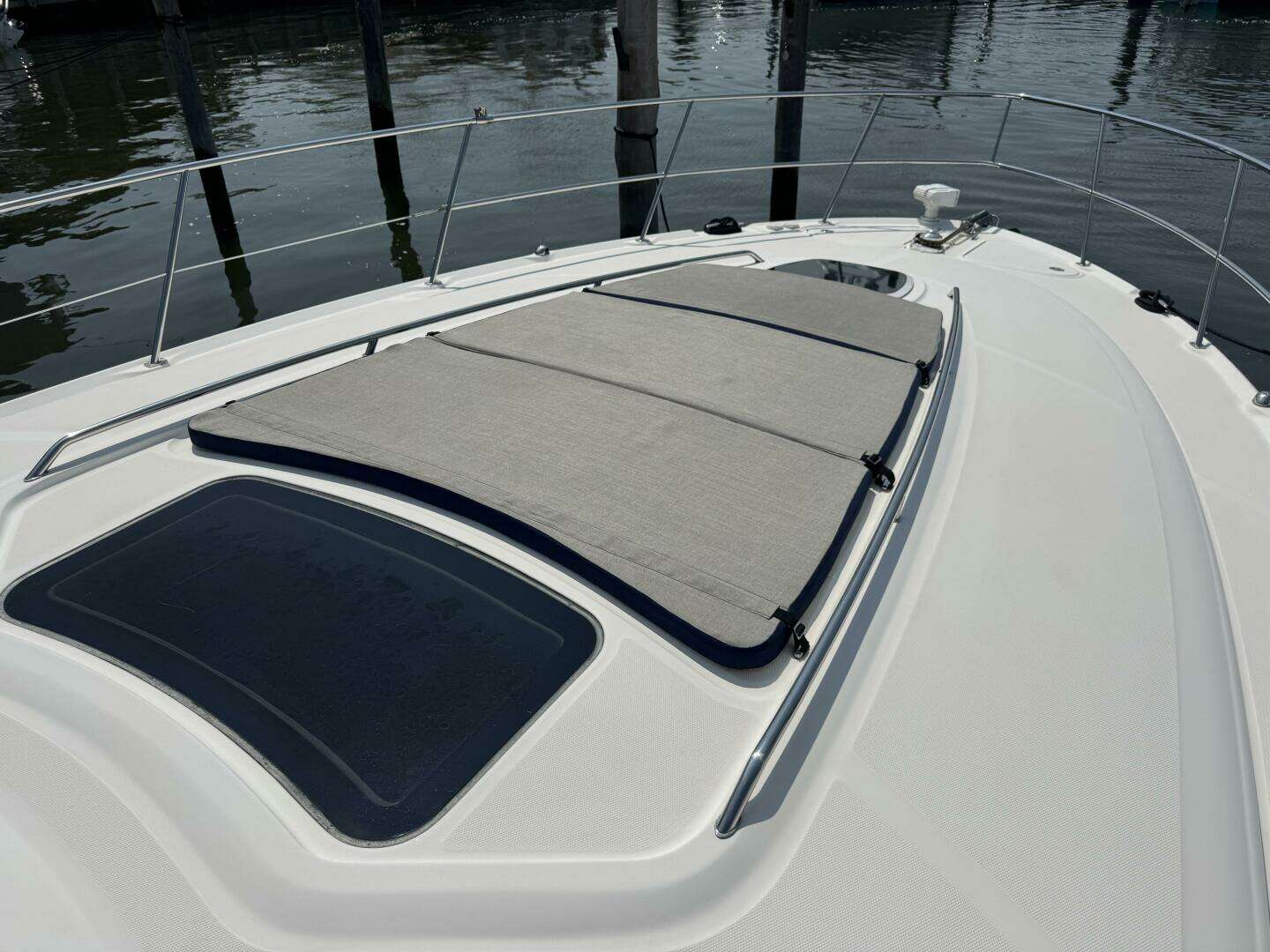 2003 Sea Ray 420 Sundancer - Image 36