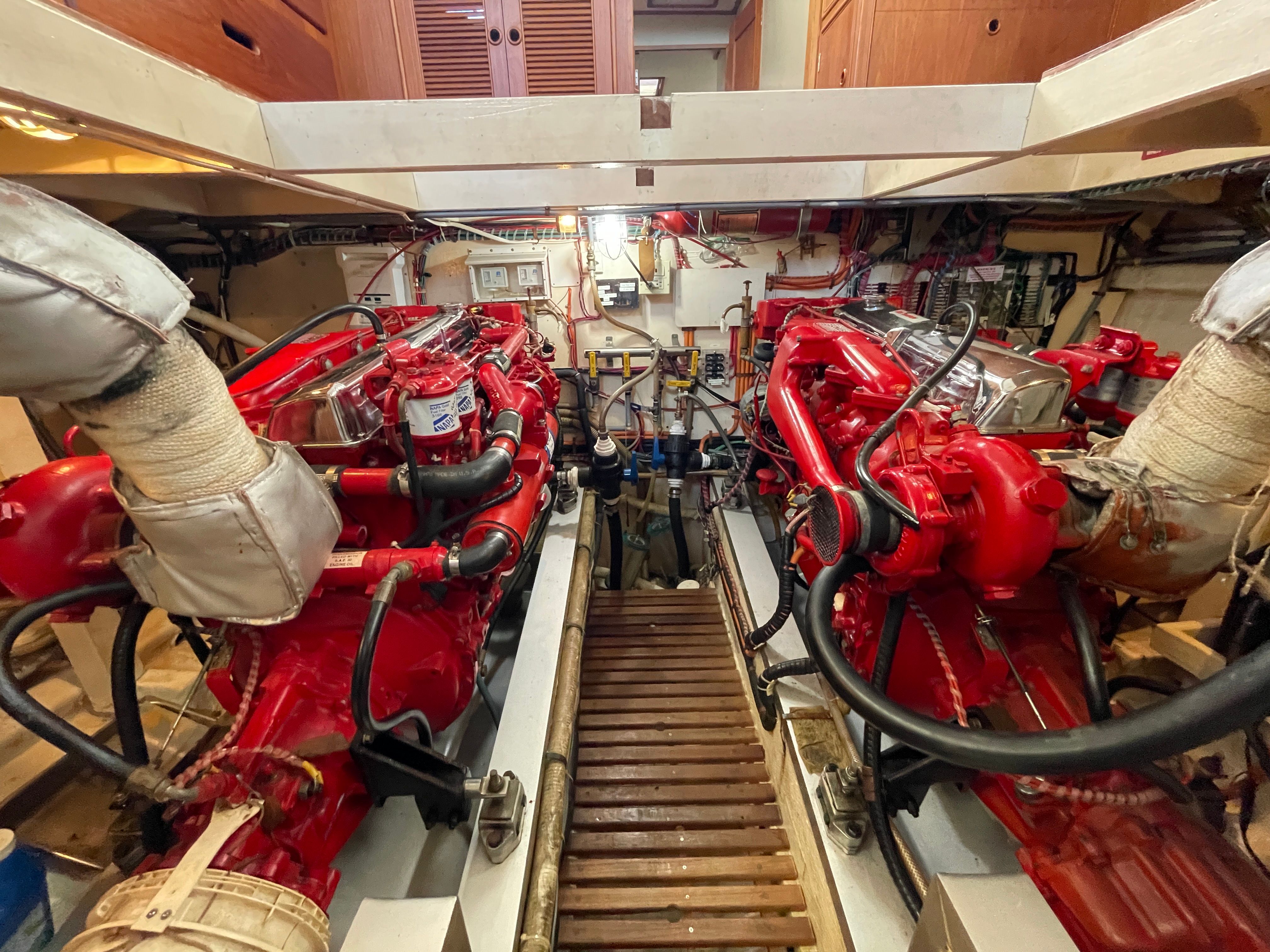 1985 Grand Banks 42 Motor Yacht - 63